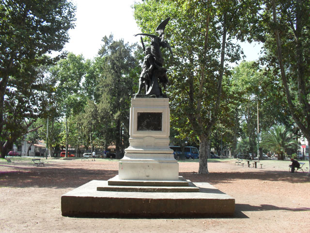 Plaza Coronel Martin Irigoyen