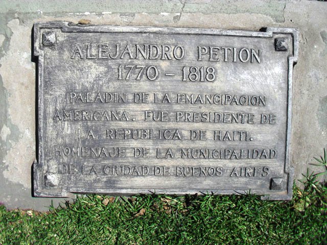 Plazoleta Alejandro Petion
