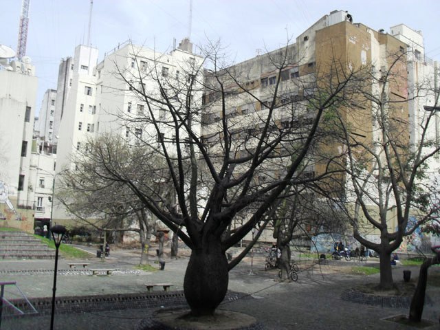 Plaza Roberto Arlt