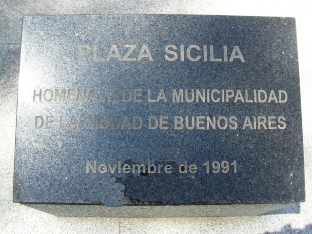 Plaza Sicilia